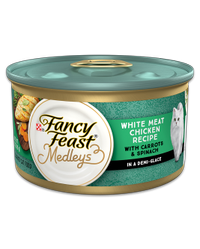 Mix Fancy Feast sabor pechuga de pollo con zanahorias y espinaca en una salsa demi-glace