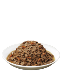 alimento húmedo para gatos pro plan con carne de res y zanahorias en salsa preparada con jugo de cocción sin enlatar