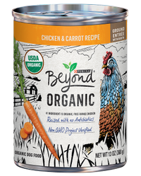 Alimento húmedo para perros Beyond natural, plato principal molido con receta de pollo orgánico y zanahoria con caldo