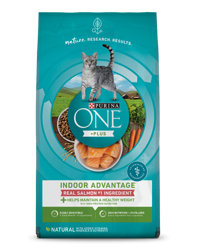Alimento seco para gatos con carne real de salmón Purina ONE +Plus Indoor Advantage