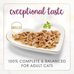 alimento húmedo para gatos fancy feast de carne de pollo asada en salsa preparada con jugo de cocción