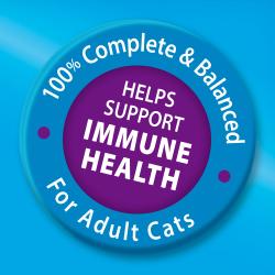 Nutrición 100 % completa y equilibrada para gatos adultos. Fortalece la salud inmunitaria.