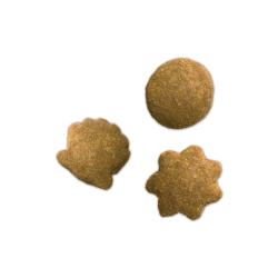 friskies party mix natural yums cat treats with real salmon