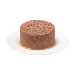 Purina Pro Plan Piel y Estómago Sensibles Feline Favorites comida húmeda para gatos paté en un plato.