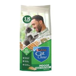 Una bolsa de Purina Cat Chow Interior Bolas de Pelo + Peso Saludable