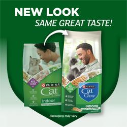 A green shield hosts texts that reads "new look same great taste." Below an arrow point from the old Purina Cat Chow Indoor packaging to the new packaging