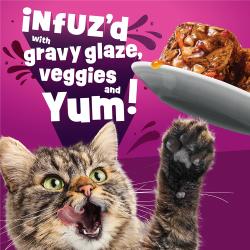 Friskies Glazed and Infuzed wet cat food is made with gravy glaze and veggies cats find yummy.