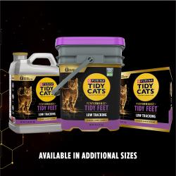 Tres tamaños diferentes de la arena aglomerante para múltiples gatos Tidy Cats Performance Plus Active Clean Scented.