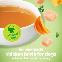Caldo apto para consumo humano para perros.