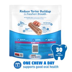 Back of package of DentaLife Daily Oral Care small to medium beef dog dental chews with product details.