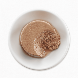 Alimento húmedo para gatos Beyond natural y orgánico, receta de paté de pollo y batata