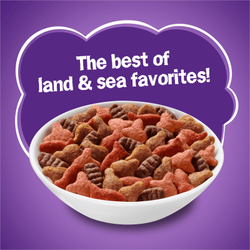 Tazón con croquetas de Friskies Surfin' Turfin’ Favorites