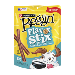 Paquete de golosinas para perros Beggin’ Flavor Stix con sabor a tocino y mantequilla de maní