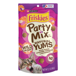 friskies party mix natural yums cat treats with real shrimp pouch