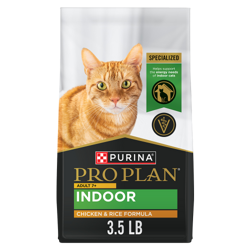Una bolsa de 3,5 lb de Pro Plan Indoor Adult Seven Plus Pollo y Arroz comida seca para gatos.