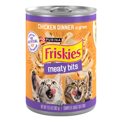 A 13.5 ounce can of Friskies Meaty Bits Chicken Dinner in gravy wet cat food.