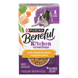 Benefull Kitchen Creations con pollo y vegetales vibrantes en salsa.