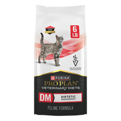 Una bolsa de alimento seco para gatos Purina Pro Plan Veterinary Diets DM Dietetic Management Fórmula Felina.