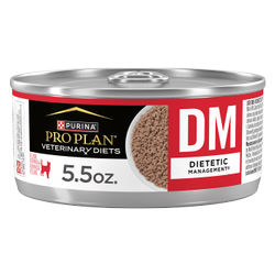 A 5.5 oz can of Pro Plan Veterinary Diets DM Dietetic Management wet cat food.