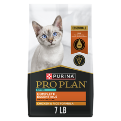 Una bolsa de 7 libras de alimento seco para gatitos Pro Plan Complete Essentials fórmula de pollo y arroz para gatos menores de un año.