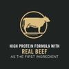 Fórmula rica en proteínas, cuyo ingrediente principal es la carne real de res.