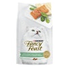 Fancy Feast With Ocean Fish & Salmon and Accents of Garden Greens Gourmet Dry Cat Food  