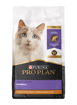 Fórmula Purina Pro Plan de pollo y arroz para mascotas adultas especializada en el control de bolas de pelos
