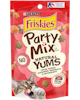 Bocadillos naturales Friskies Party Mix para gatos con carne real de salmón