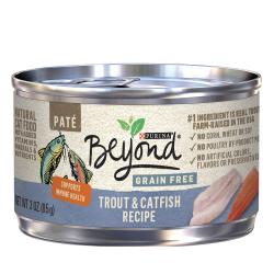 Alimento húmedo para gatos Beyond de paté de trucha y bagre, sin cereales
