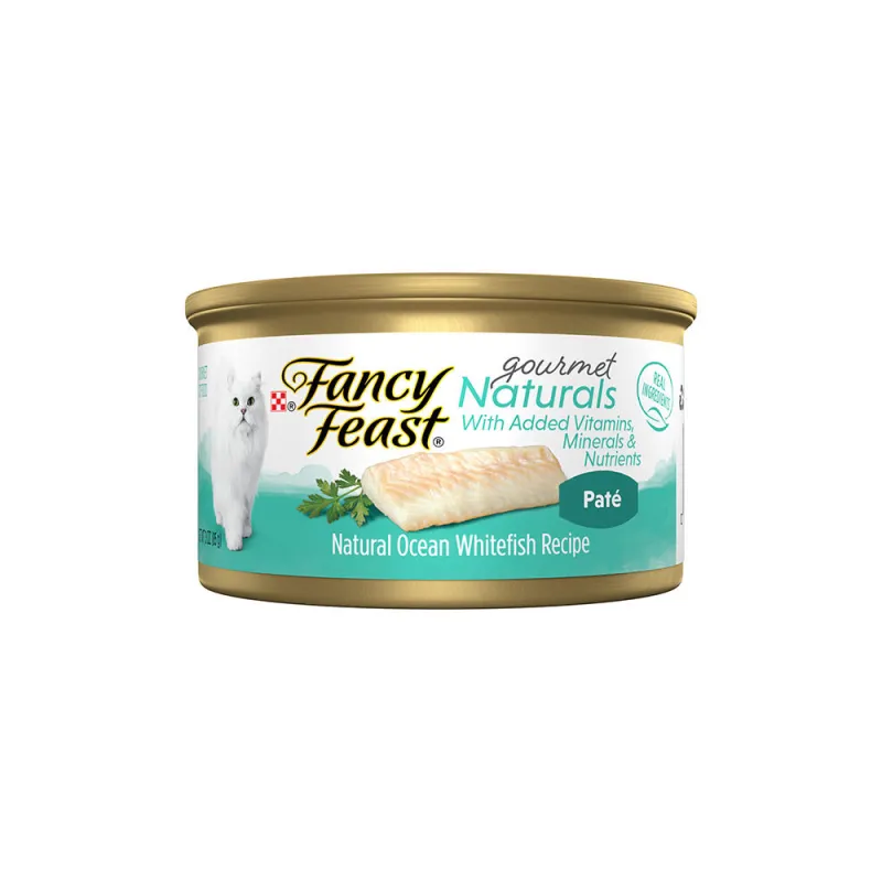 Alimento húmedo para gatos con pescado blanco natural Gourmet Naturals de Fancy Feast