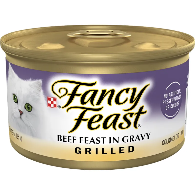 Alimento húmedo para gatos Fancy Feast de carne de res asada en salsa preparada con jugo de cocción gourmet