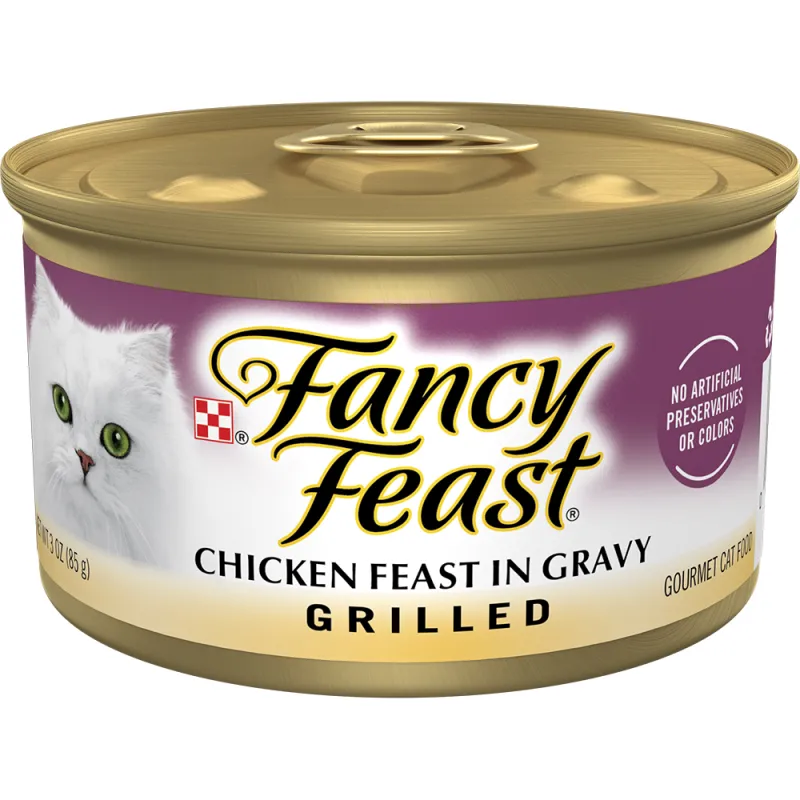 Alimento <i>gourmet</i> para gatos Fancy Feast de carne de pollo asada en salsa preparada con jugo de cocción