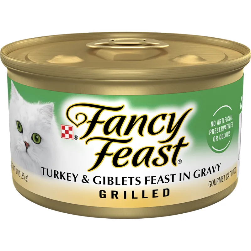 Alimento <i>gourmet</i> para gatos Fancy Feast de carne de pavo asada y menudillos en salsa preparada con jugo de cocción