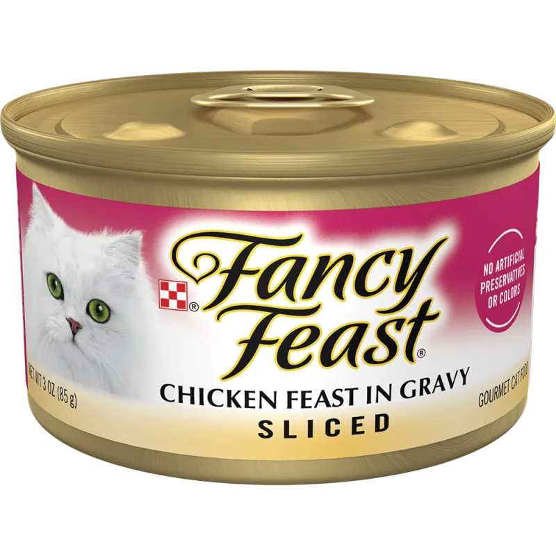 Alimento húmedo para gatos Purina Fancy Feast de pollo en trozos en salsa preparada con jugo de cocción