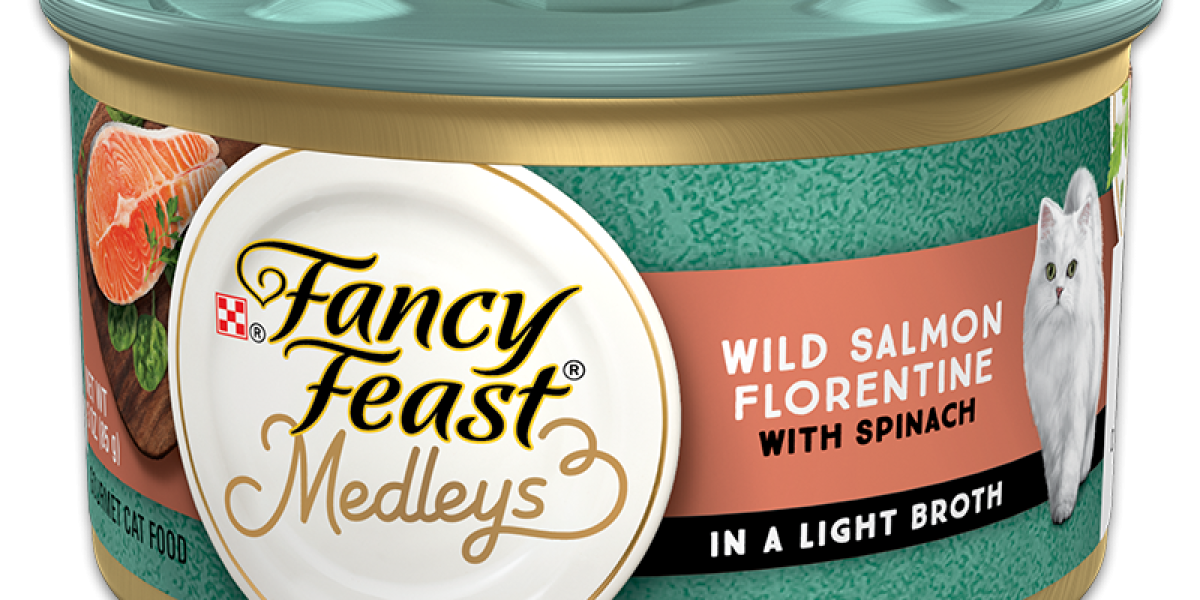 Fancy Feast Medleys Wild Salmon Florentine With Spinach in a Light Broth