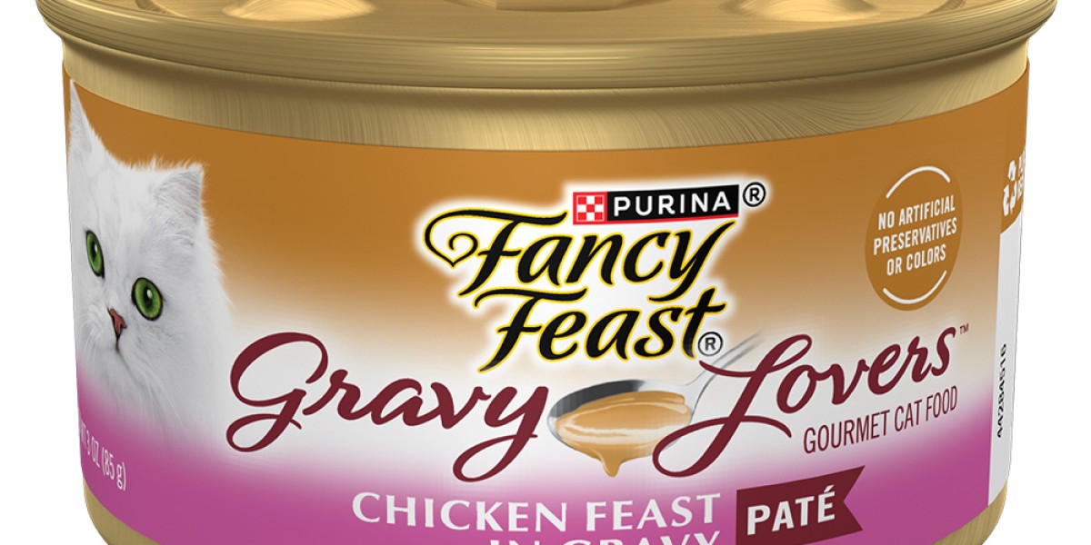 Fancy Feast Gravy Lovers Chicken Pate in Gravy Wet Cat Food Purina