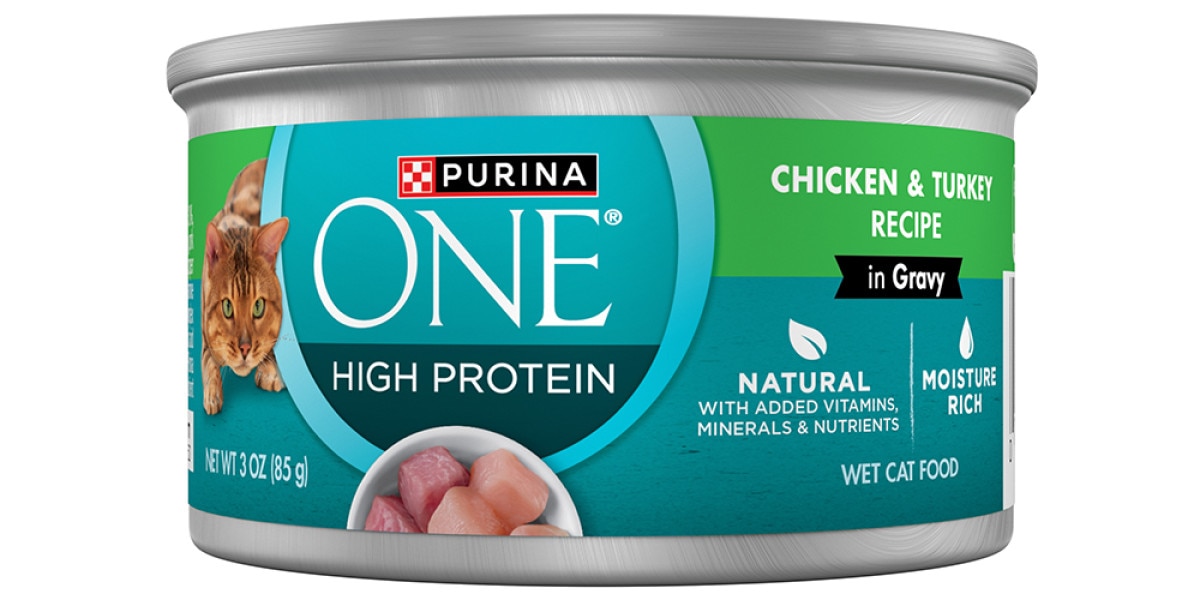 Purina ONE Natural, High Protein Cat Food, Chicken and Turkey Recipe in Gravy